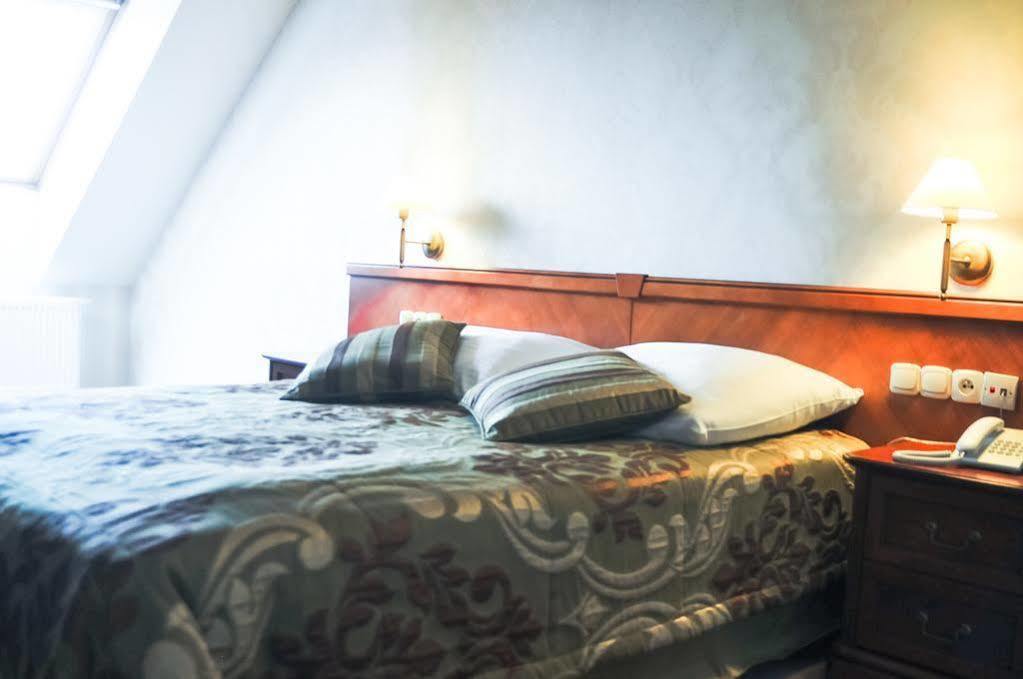 Hotel Panorama Ostrowiec Swietokrzyski Ngoại thất bức ảnh